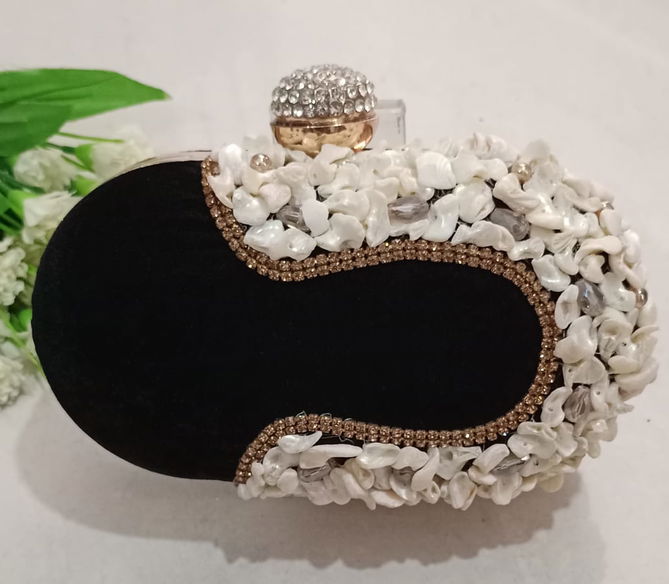 Wedding Wear Embroidered Oval Box Style Wholesale Clutches
